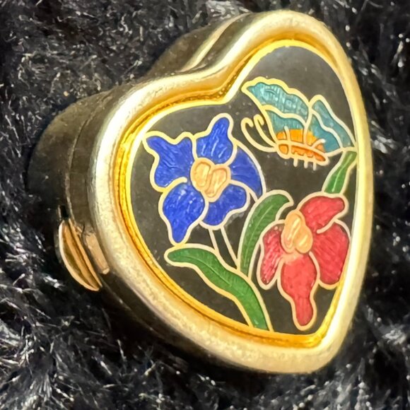 Heart-Shaped Cloisonné Pill Box Butterfly Floral Enamel Design In Red Blue - Picture 3 of 6